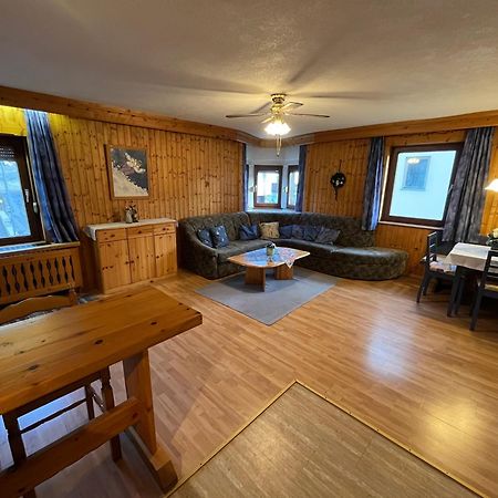 エールヴァルトHaus Martinaアパートメント エクステリア 写真